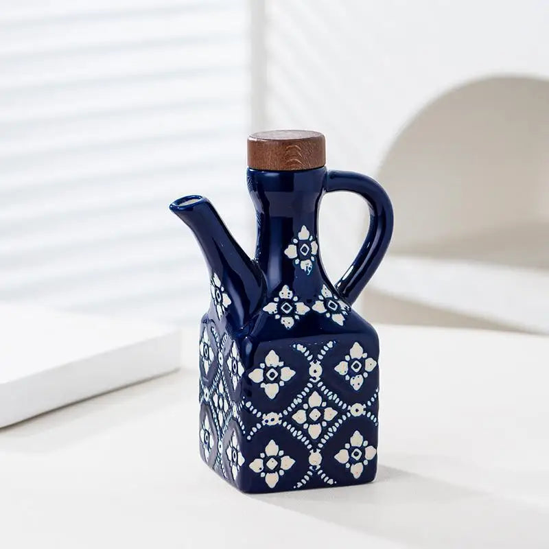 250ML Ceramic Oil Pot American Style Household Oil Bottle Blue Printed Oil Bottle Soy Sauce Vinegar Pot Kitchen Seasoning Bottle