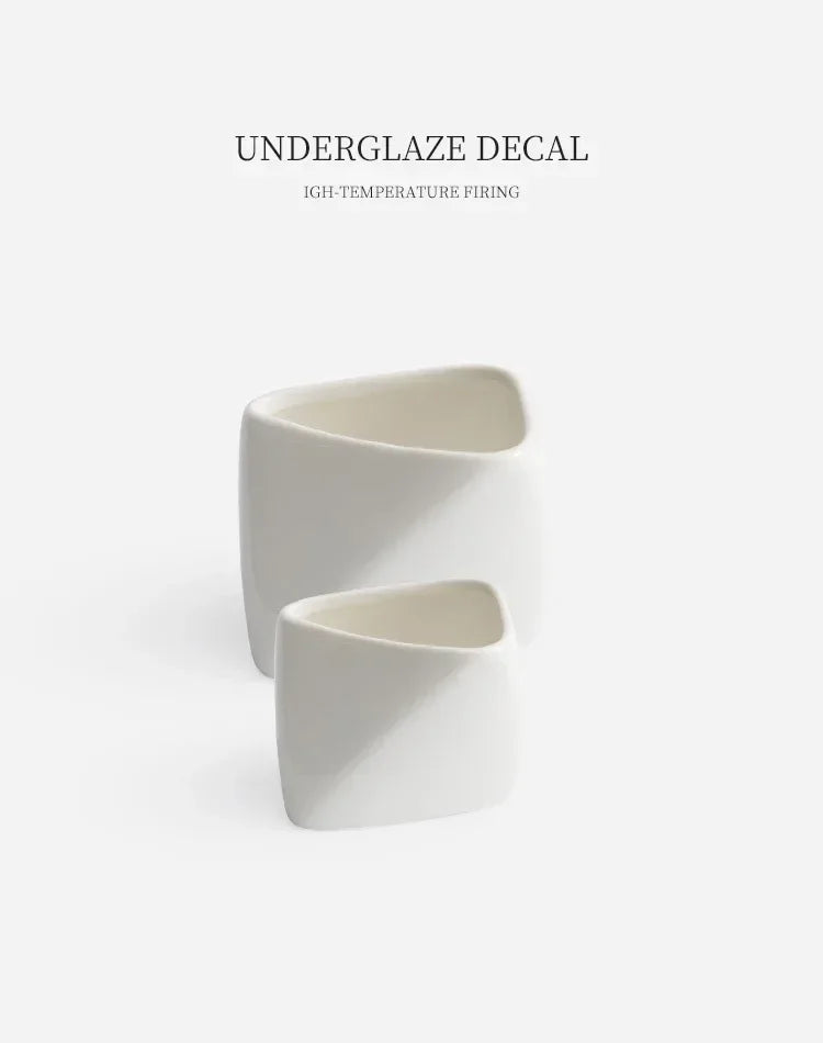 Three-dimensional folded French fries Cup ceramic cooking bowl characteristic hotel tableware snack plate dipping sauce.